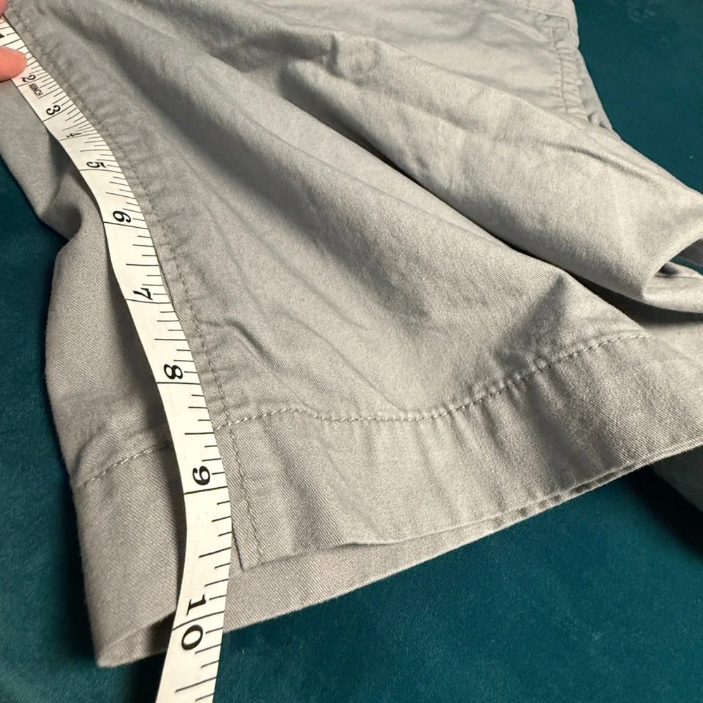 Banana Republic Men's Gray Chino Shorts‎ Size 32 Relaxed Fit Casual